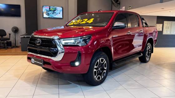 TOYOTA HILUX 2.8 D-4D TURBO DIESEL CD SRX 4X4 AUTOMÁTICO